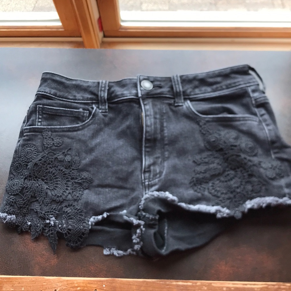American eagle black shorts